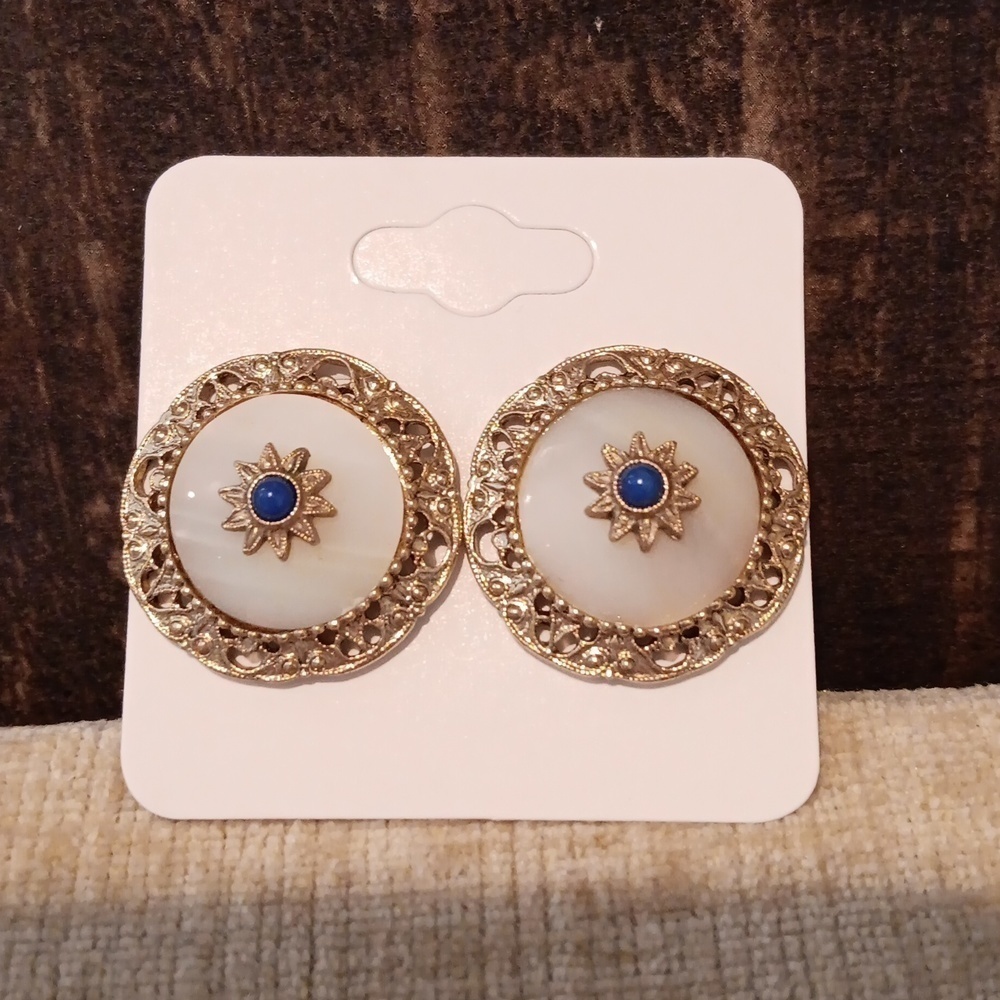 Vintage Faux Pearl Gold Tone Earrings